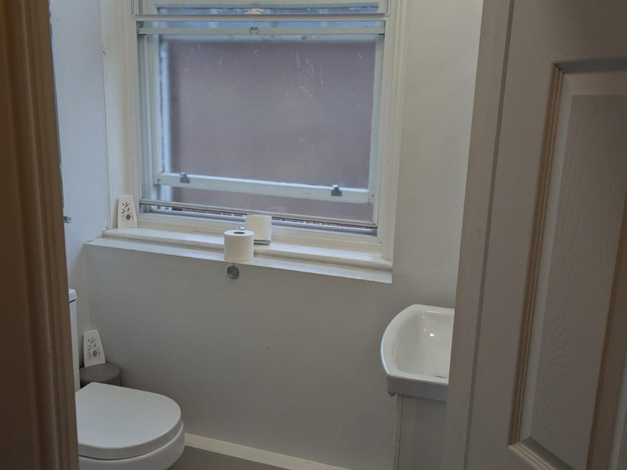 Darwin Stays - Service Accommodation In Newcastle Under Lyme City Centre Kültér fotó